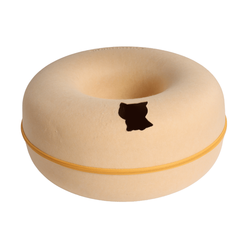 Lemon Macarons Peekaboo